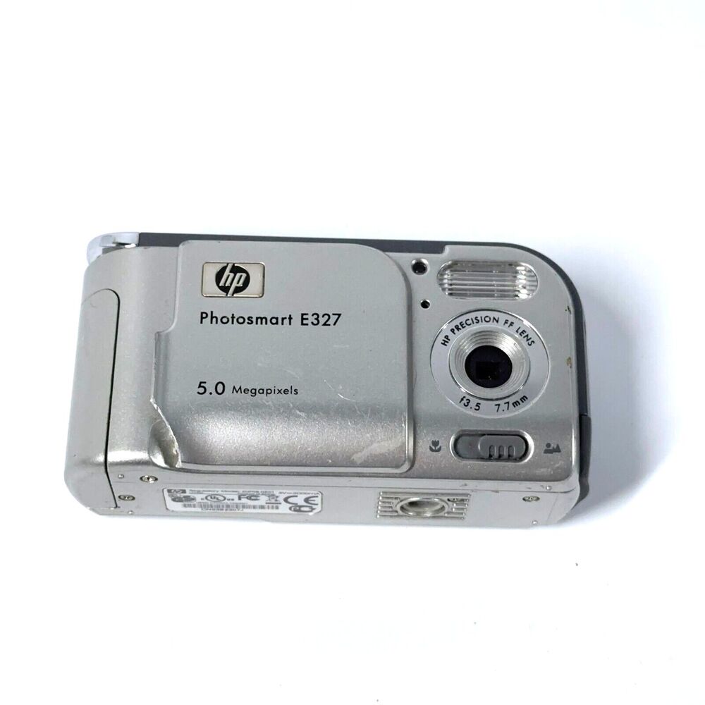 HP PhotoSmart E327 5.0MP 2x Zoom AA Battery ~ Digital Camera - Silver - TESTED